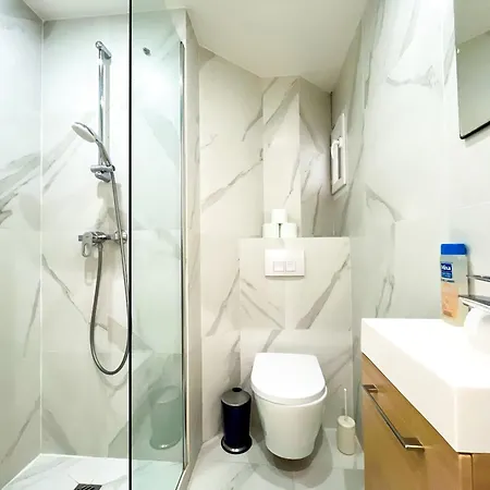 아파트 99 - Urban Fabulous 6 Bedrooms