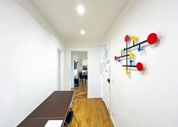 99 - Urban Fabulous 6 Bedrooms Apartmán