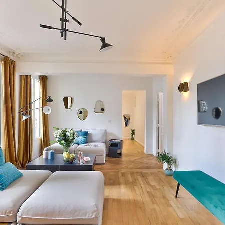 99 - Urban Fabulous 6 Bedrooms Appartamento